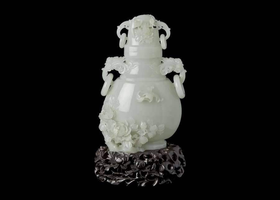 26玉雕《花开富贵瓶》高毅进 徐勇13×9.5×22（cm）.jpg